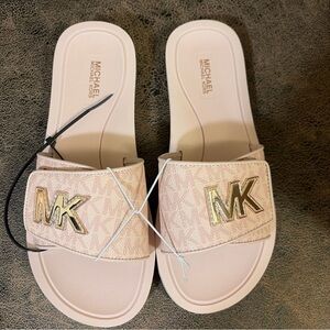 Michael Kors Women's MK Charm Slide Size 8M
